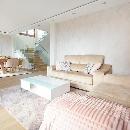 Galihost - Luxury Dreams In Playa Paxarinas Holiday home *